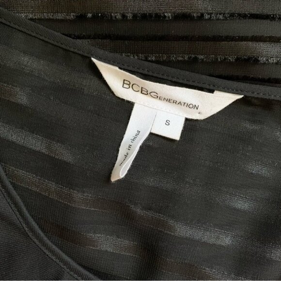 BCBG Women’s Blouse Sheer Striped Sleeve Top 3/4 Length Sleeve Black Size Small - Picture 10 of 11